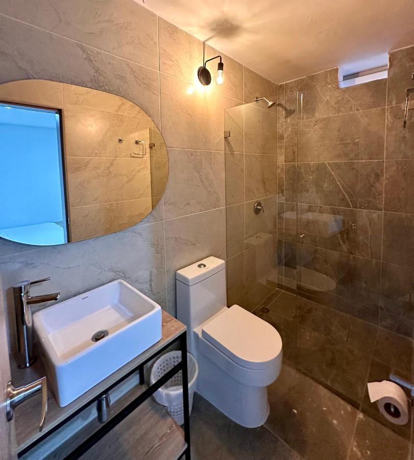 Comodas Y Modernas Con Bano Privado 2 Y 3 Personas En La 70 Laureles Estadio Apartment Medellin